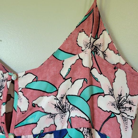 NWT O'NEILL FLORAL V NECK TANK MAXI DRESS SIZE M - Picture 3 of 15